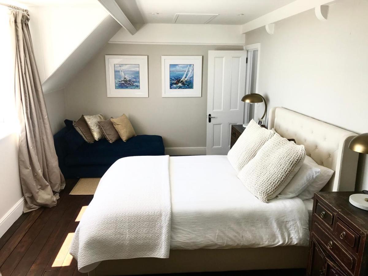 Marina Retreat - Stunning 4 Bedroom, 3 Bathroom House With Harbour Views! ラムズゲート エクステリア 写真